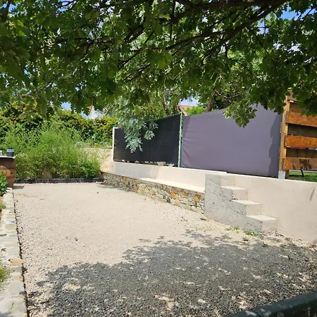 Avec Piscine Et Privas