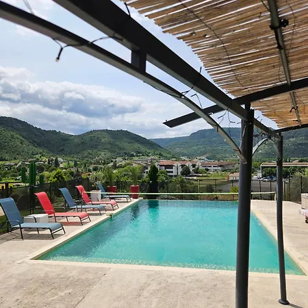 Le Coin - Vue Montagnes Et Jacuzzi Prive Privas